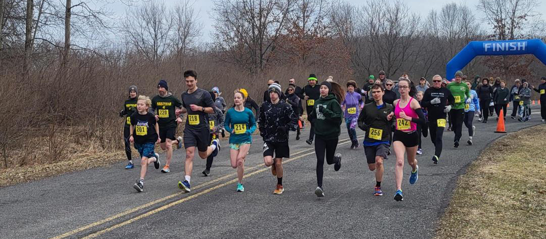 Hardy and Hoffman claim top spots at Centurion 5K
